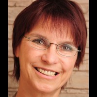 Corinna Bck